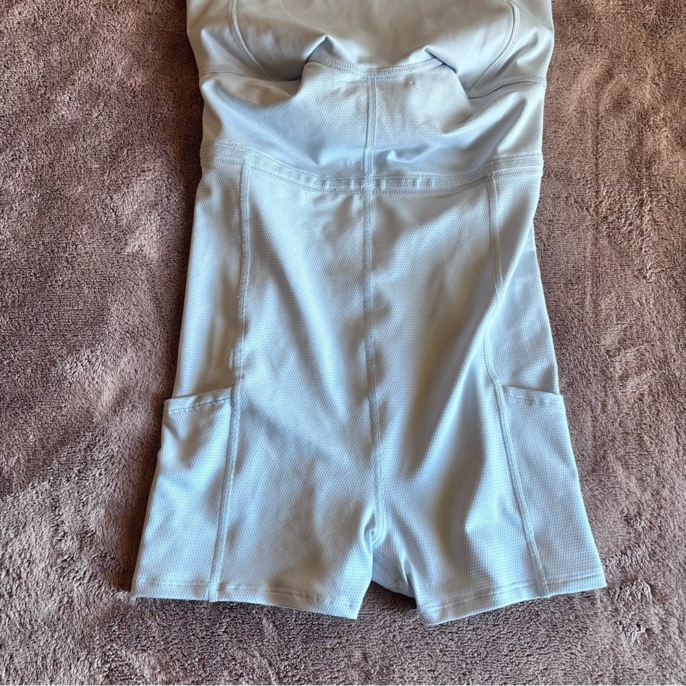 Athleta Girl dress in a light blue color.
Side M8/10 - Picture 7 of 7